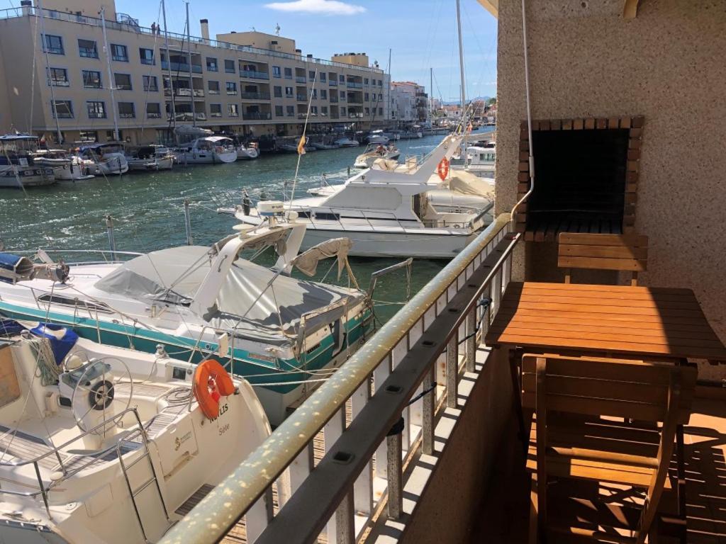 Port Ambar - Apartamento En La Marina De Empuriabrava - Balcon Con Vistas Al Canal - Playa - Wifi Exterior foto